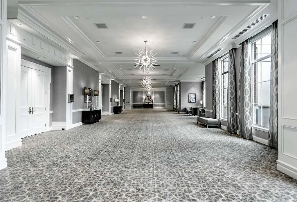 Hilton Columbus At Easton Hotel 4*,