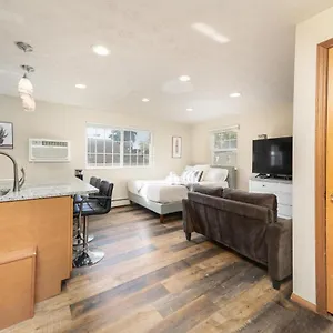 Studio Near Osu Apartment